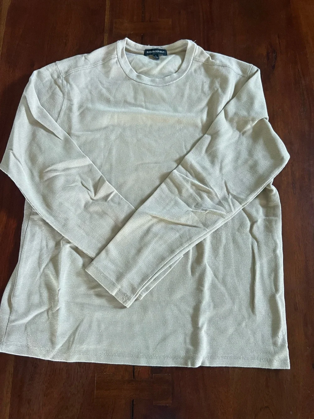 Banana Republic Men's Long-Sleeve Crewneck Shirt in Cream | Large